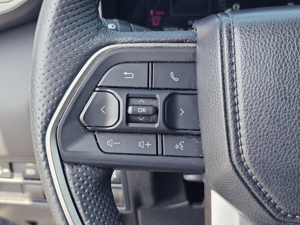 2025 Toyota SEQUOIA SR5 — миниатюра 22