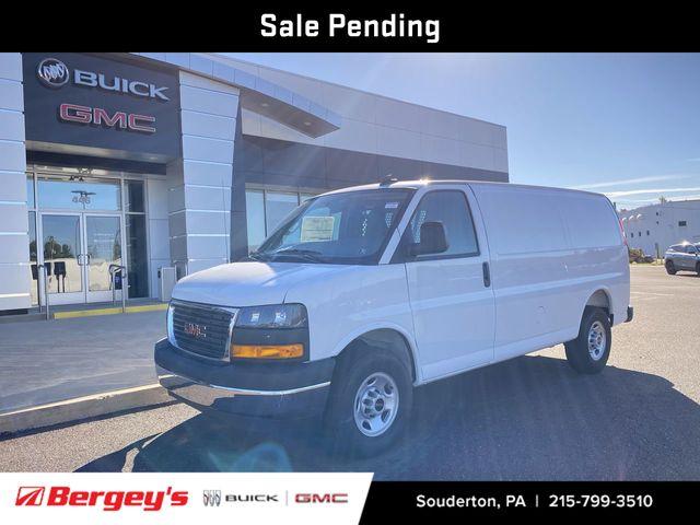 New 2025 GMC Savana 3500 Work Van