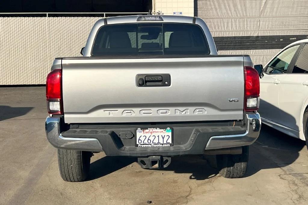 صورة 7 لـ 2020 Toyota TACOMA SR5