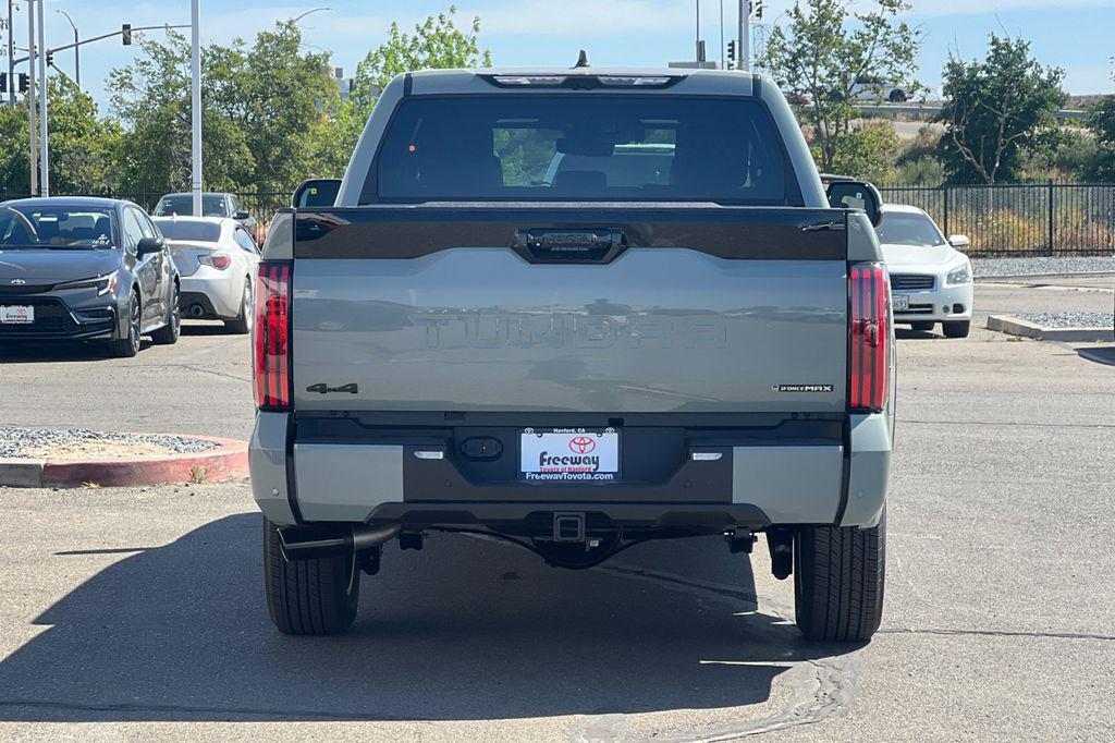 TOYOTA TUNDRA - 5