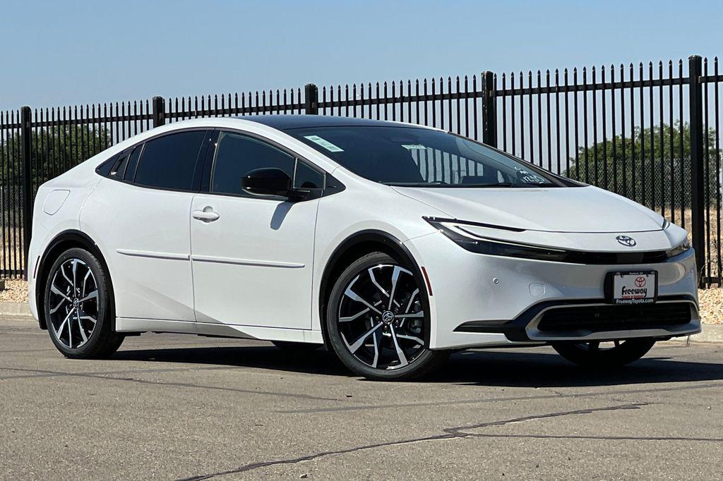 New 2026 Toyota Prius Plug-In Hybrid XSE Premium