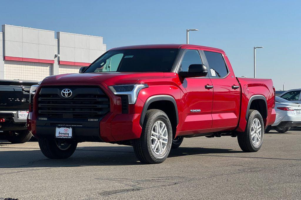 TOYOTA TUNDRA - 8