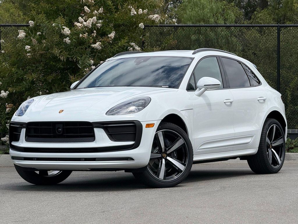 New 2026 Porsche Macan Macan