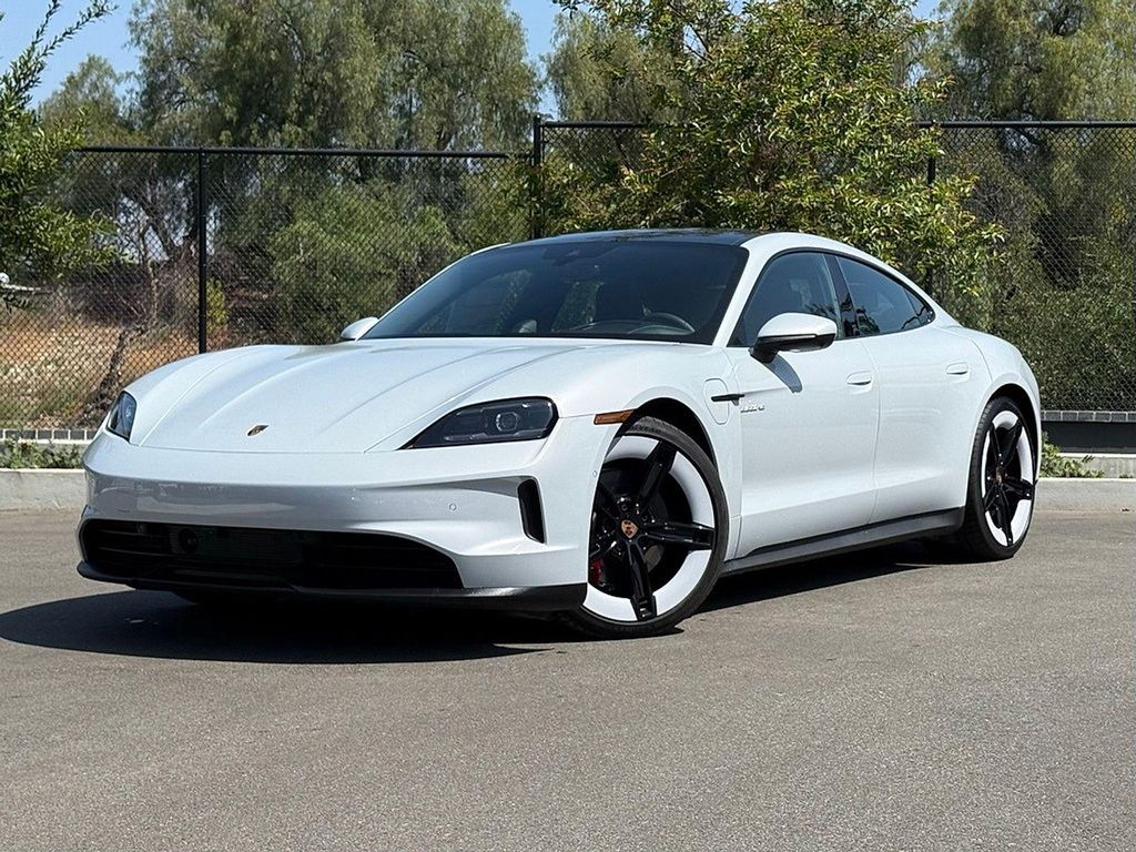2025 Porsche Taycan