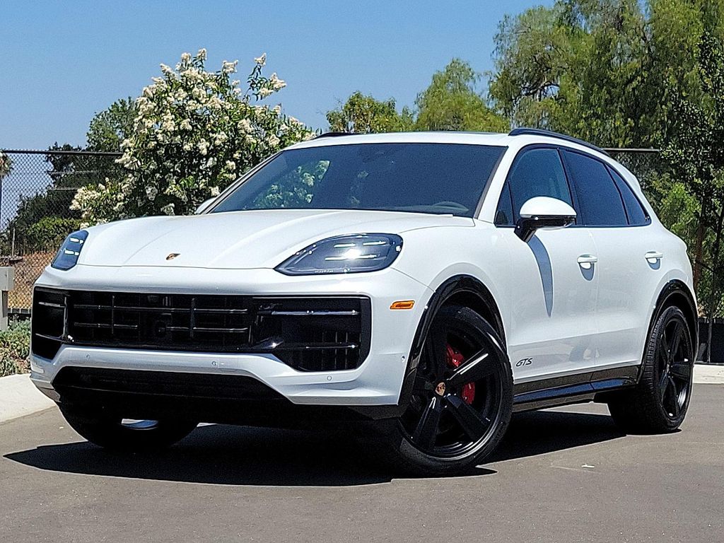 2025 Porsche Cayenne