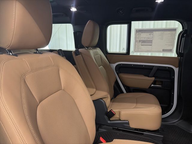 2026 LAND Rover DEFENDER S 缩略图 20