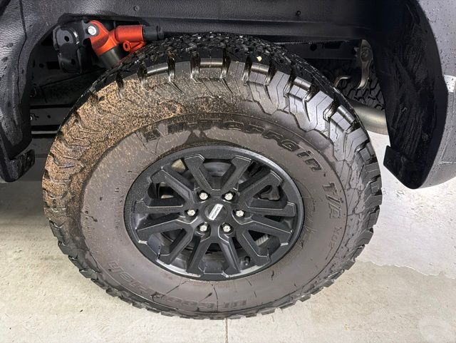 صورة مصغرة 28 لـ 2025 FORD F-150 RAPTOR