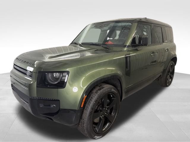 New 2026 Land Rover Defender X-Dynamic SE