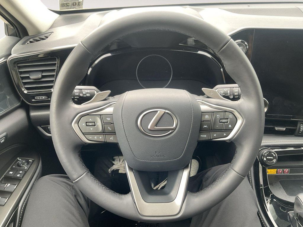 صورة مصغرة 21 لـ 2024 Lexus NX 350 PREMIUM