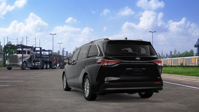 2026 TOYOTA SIENNA XLE photo 8