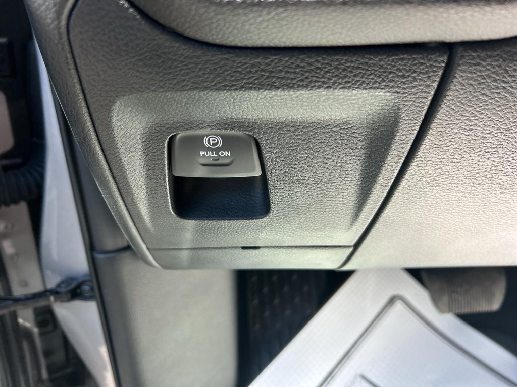 صورة مصغرة 24 لـ 2025 RAM 1500 TRADESMAN