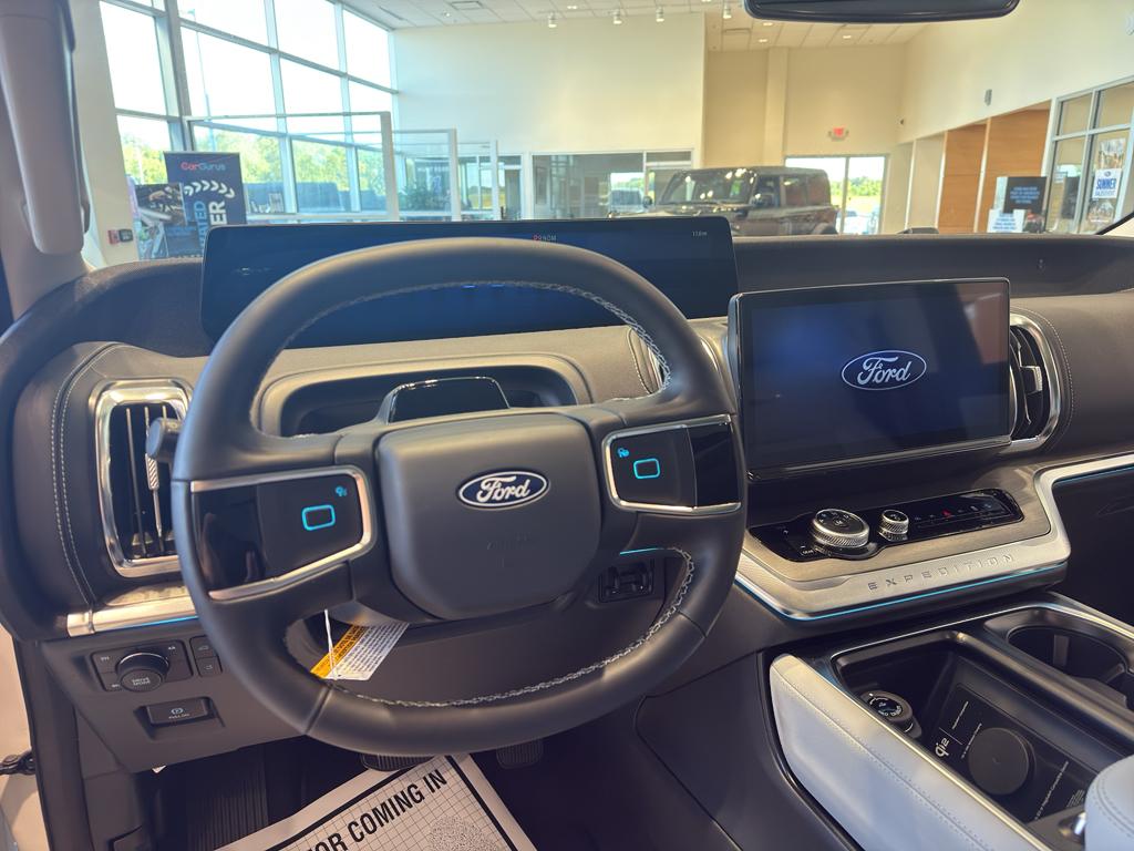 2027 FORD EXPEDITION PLATINUM — фото 9