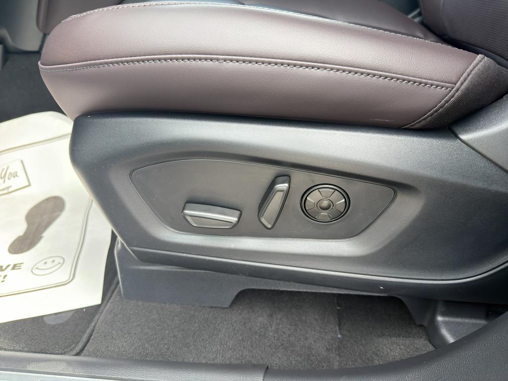 2026 FORD EXPLORER PLATINUM — миниатюра 23