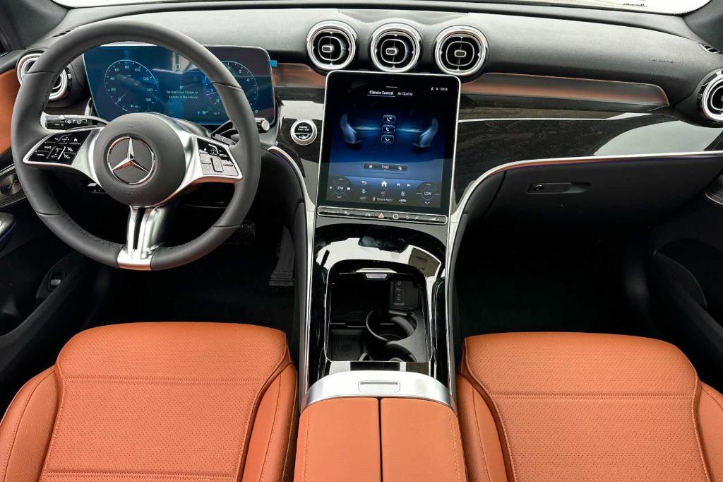 2026 Mercedes-BENZ GLC — миниатюра 12