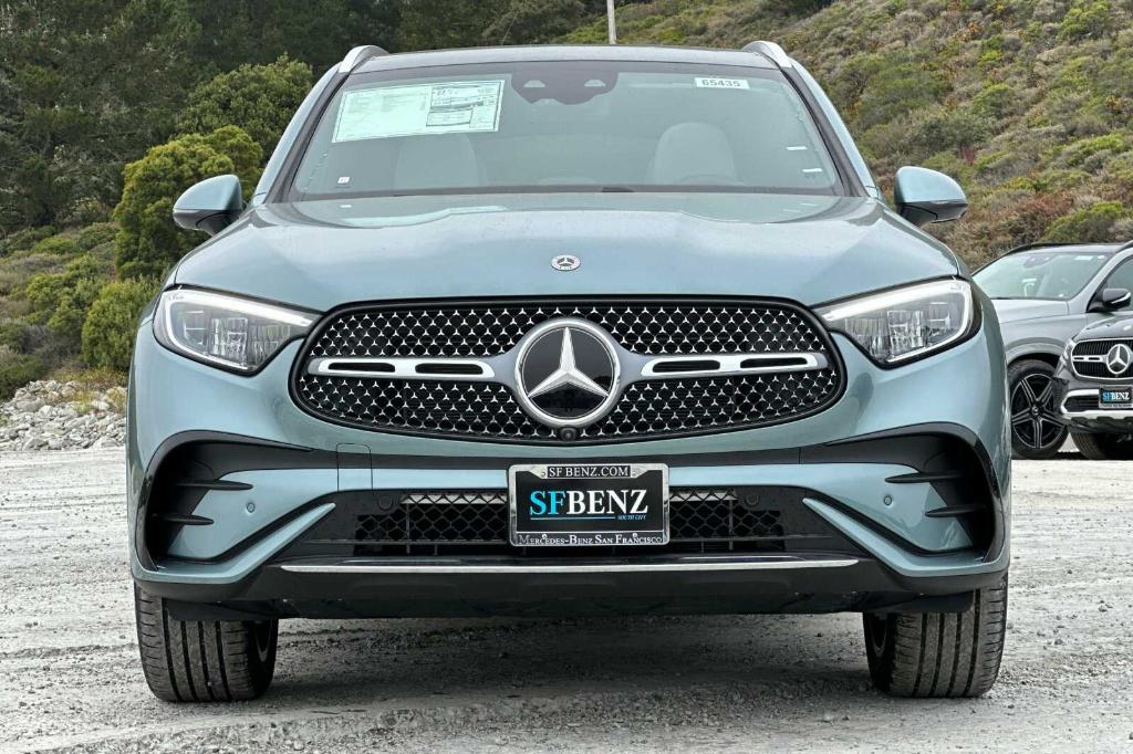 2026 Mercedes-BENZ GLC — фото 8
