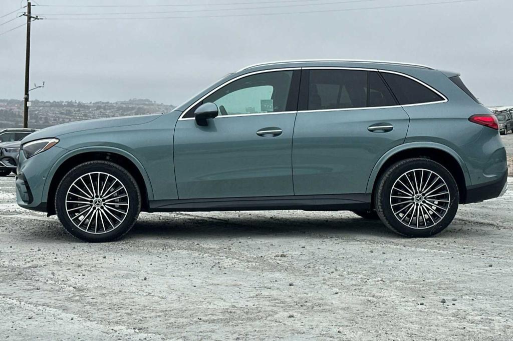 2026 Mercedes-BENZ GLC — фото 6