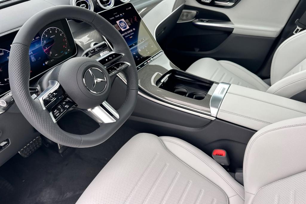 2026 Mercedes-BENZ GLC — фото 9