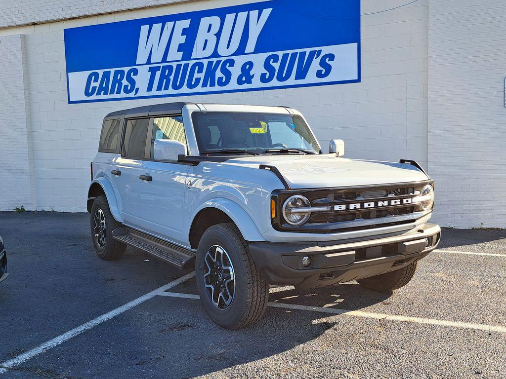 New 2026 Ford Bronco Outer Banks