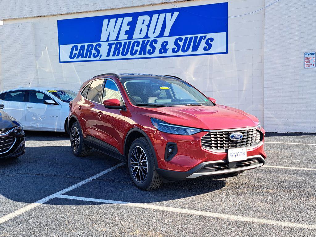 New 2026 Ford Escape PHEV SE