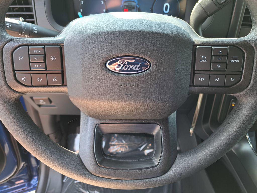 صورة 9 لـ 2026 FORD F-150 STX