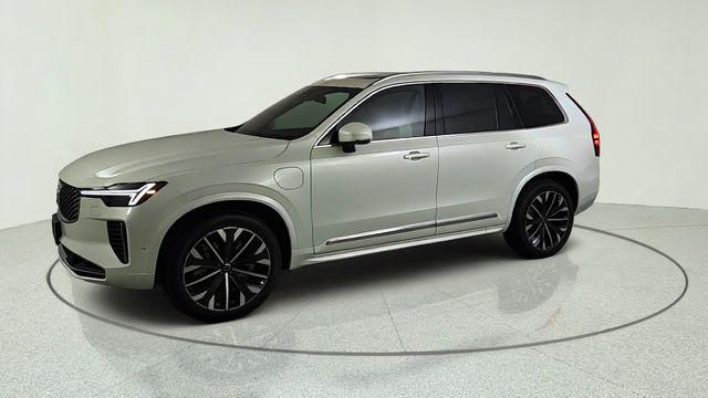 2026 Volvo XC90 PLUG-IN HYBRID T8 PLUS 7-SEATER — фото 3