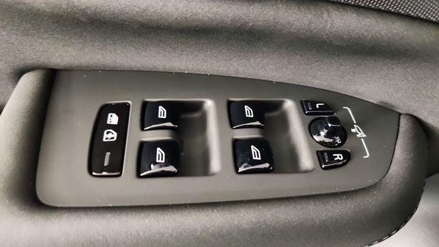 صورة 10 لـ 2026 Volvo XC90 B6 PLUS 7-SEATER
