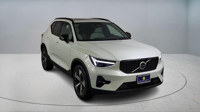 New 2026 Volvo XC40 B5 Plus