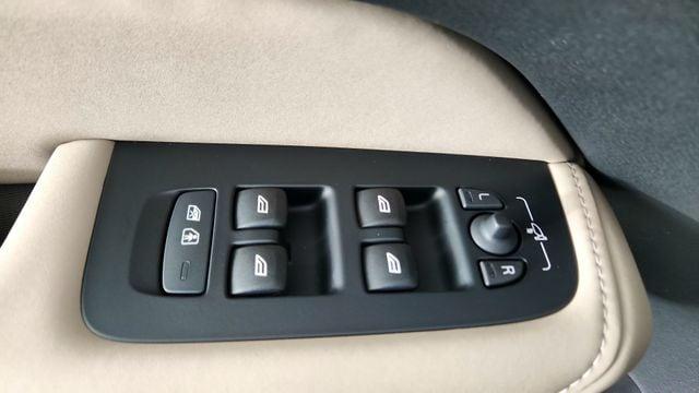 2026 Volvo XC60 PLUG-IN HYBRID T8 PLUS 照片 10