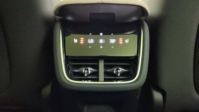 2026 Volvo EX90 TWIN MOTOR PLUS 缩略图 31