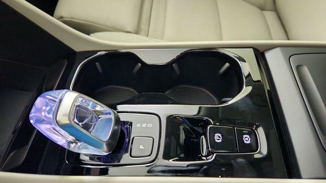 صورة مصغرة 17 لـ 2026 Volvo XC40 B5 PLUS