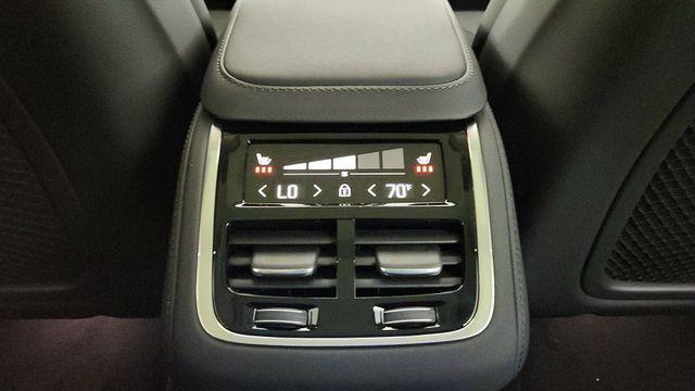 2026 Volvo XC90 B5 CORE — миниатюра 30