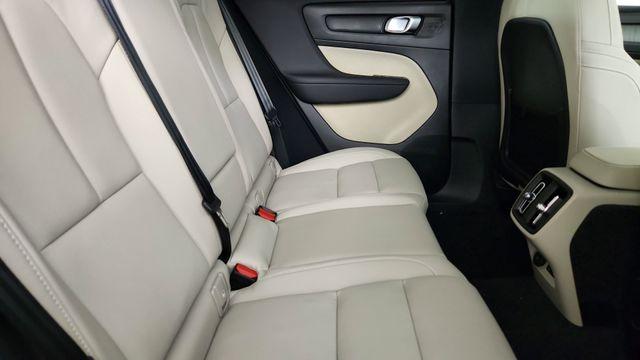 2026 Volvo XC40 B5 PLUS thumbnail 30