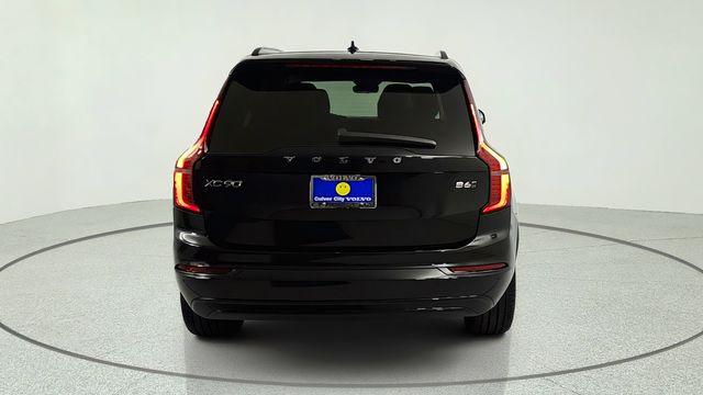 2026 Volvo XC90 B6 ULTRA DARK THEME 6-SEATER — фото 6