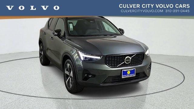 New 2026 Volvo XC40 B5 Plus