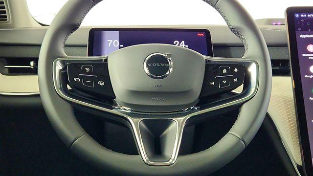 2026 Volvo EX90 TWIN MOTOR ULTRA — миниатюра 24