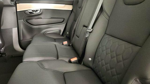 2026 Volvo XC90 B6 PLUS 7-SEATER — миниатюра 28