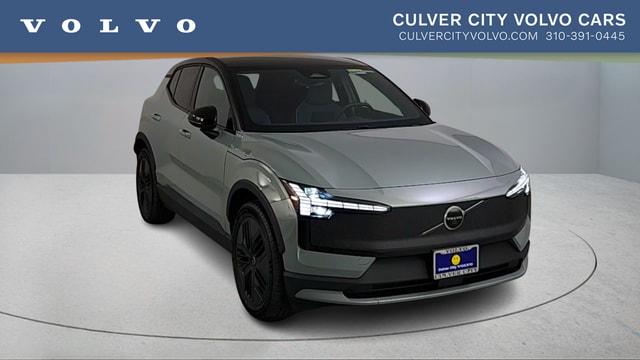 New 2026 Volvo EX30 TWIN MOTOR CROSS COUNTRY ULTRA