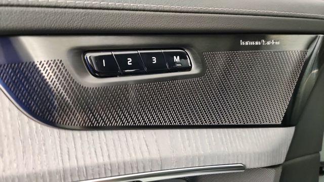 صورة 10 لـ 2026 Volvo XC90 B6 ULTRA DARK THEME 7-SEATER