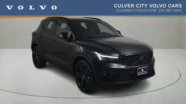 New 2026 Volvo XC40 B5 Ultra Black Edition