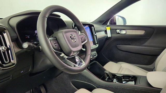 2026 Volvo EX40 SINGLE MOTOR EXTENDED RANGE PLUS — миниатюра 12