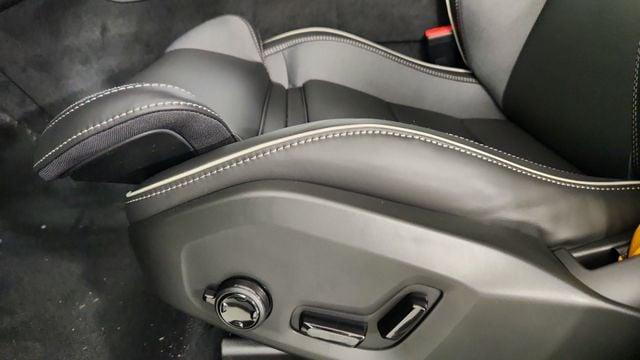 صورة 14 لـ 2026 Volvo XC60 PLUG-IN HYBRID T8 POLESTAR ENGINEERED