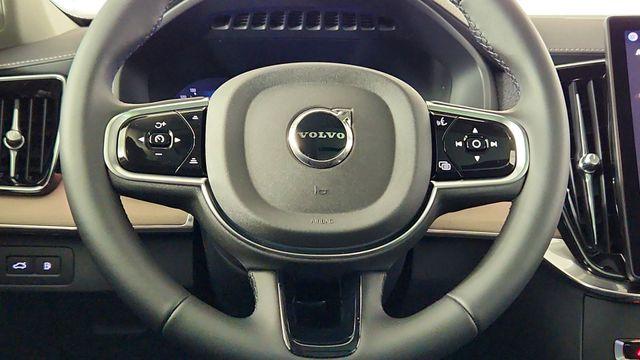 2026 Volvo XC90 PLUG-IN HYBRID T8 CORE — миниатюра 24