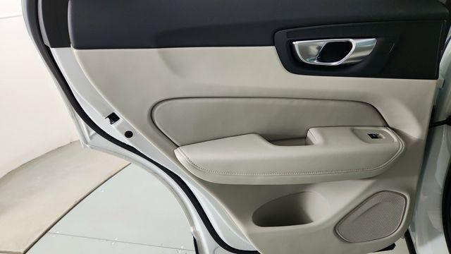 2026 Volvo XC60 PLUG-IN HYBRID T8 ULTRA 缩略图 28