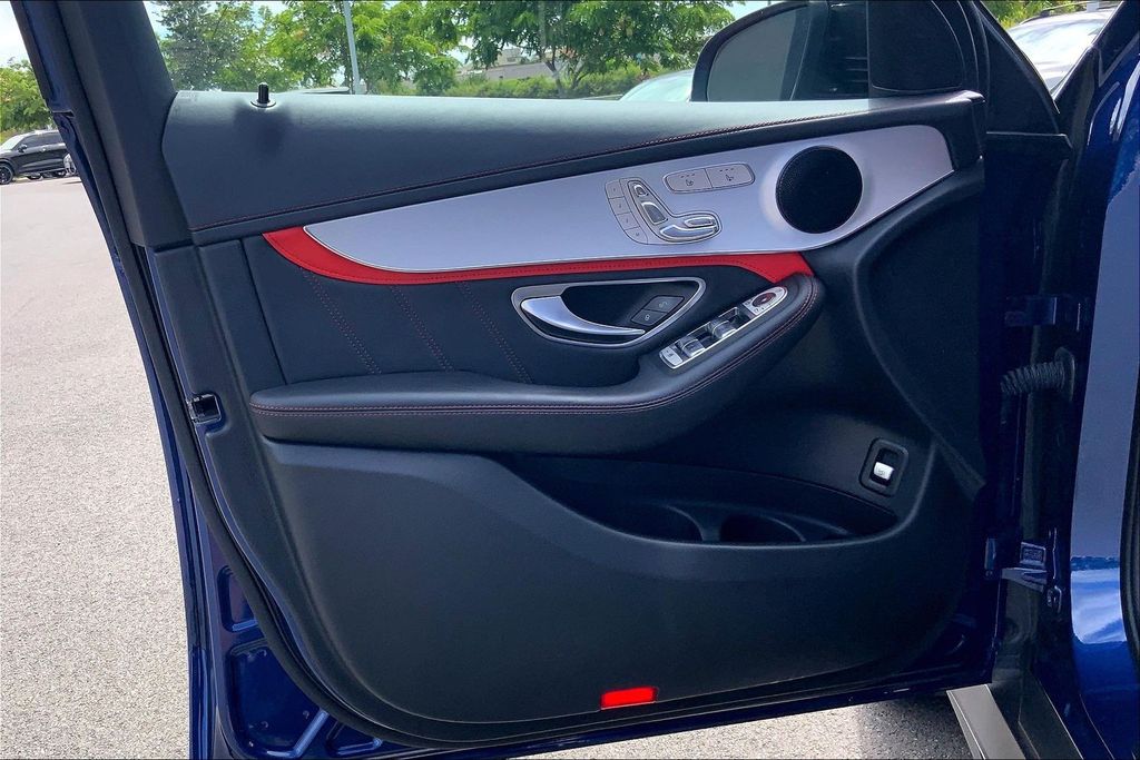 2021 Mercedes-BENZ AMG GLC 63 4MATIC — фото 22