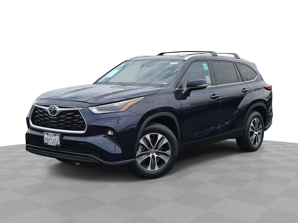 صورة 1 لـ 2022 Toyota HIGHLANDER XLE