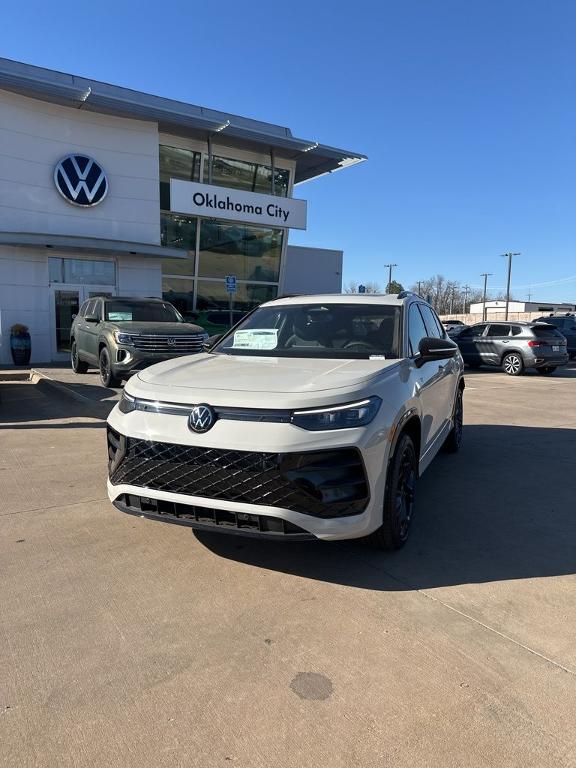 New 2026 Volkswagen Tiguan 2.0T SE R-Line Black