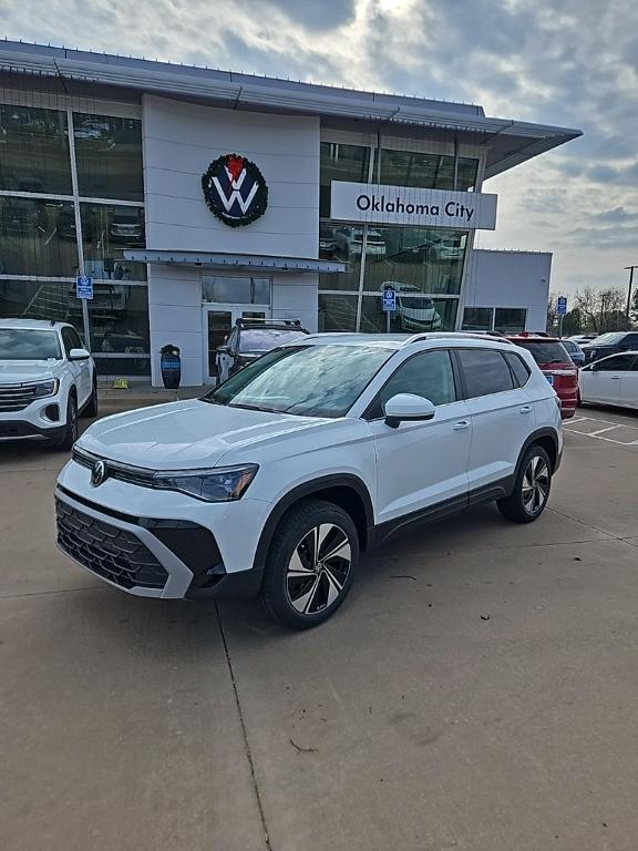 New 2026 Volkswagen Taos 1.5T SE