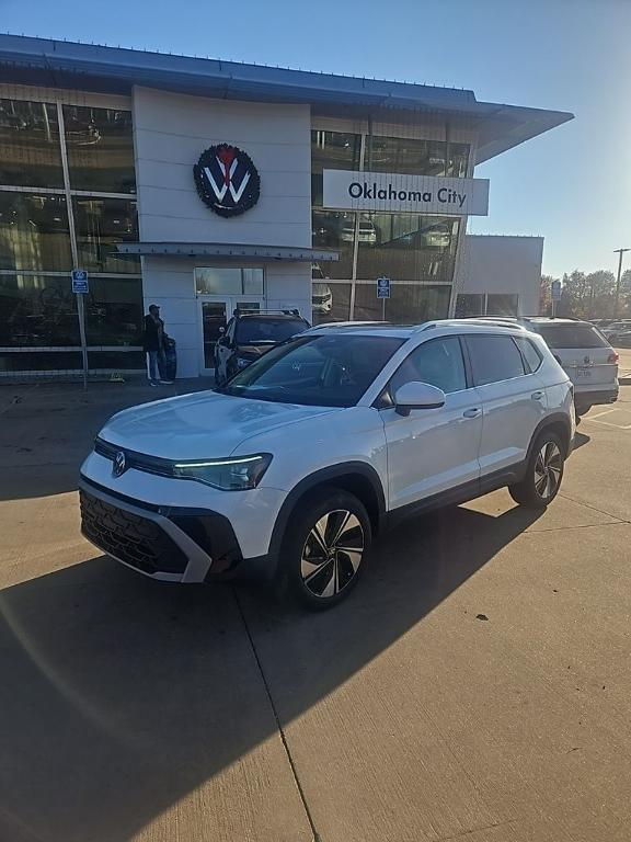 New 2026 Volkswagen Taos 1.5T SE