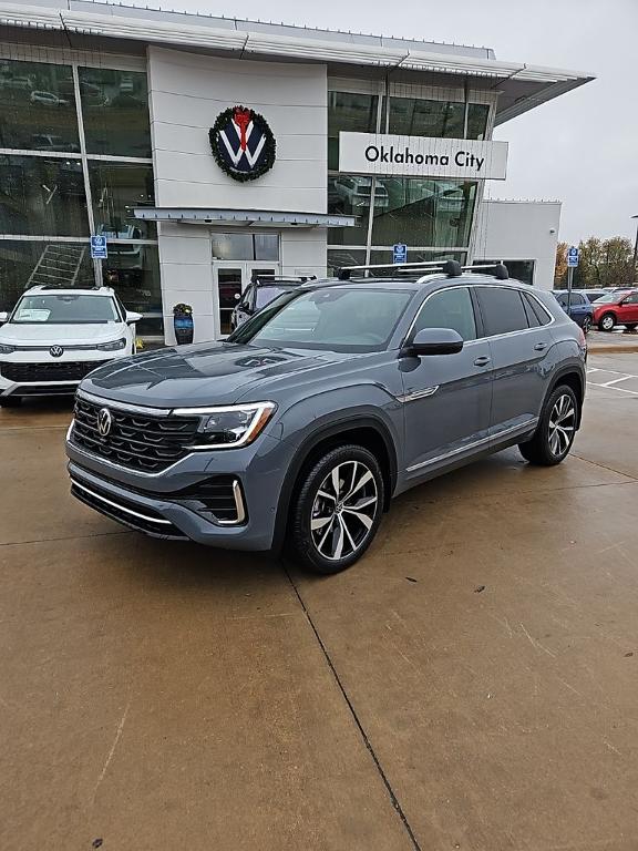 New 2026 Volkswagen Atlas Cross Sport 2.0T SEL Premium R-Line