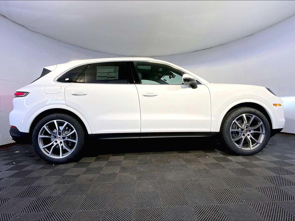 PORSCHE CAYENNE - 8